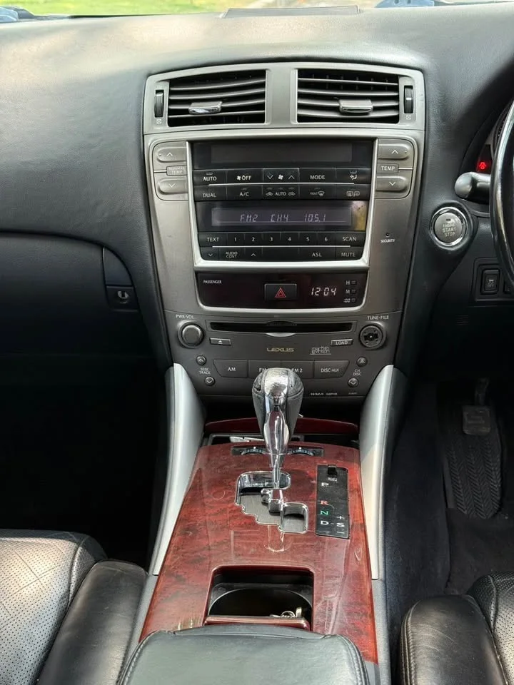 2007 Lexus IS II 2
