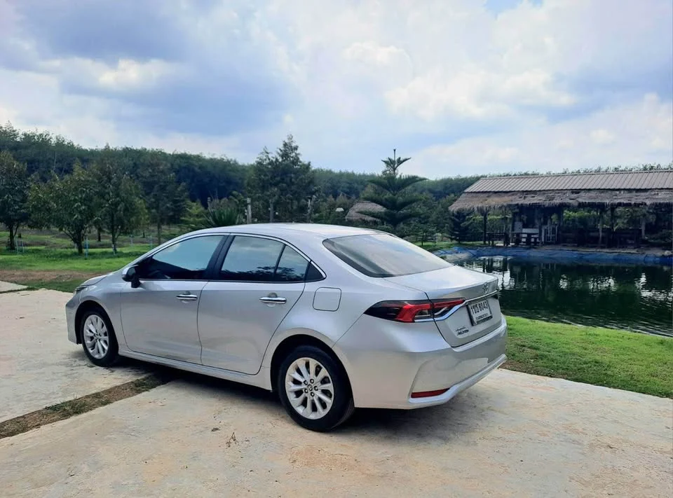 2020 Toyota Corolla Altis XII (E210) 3