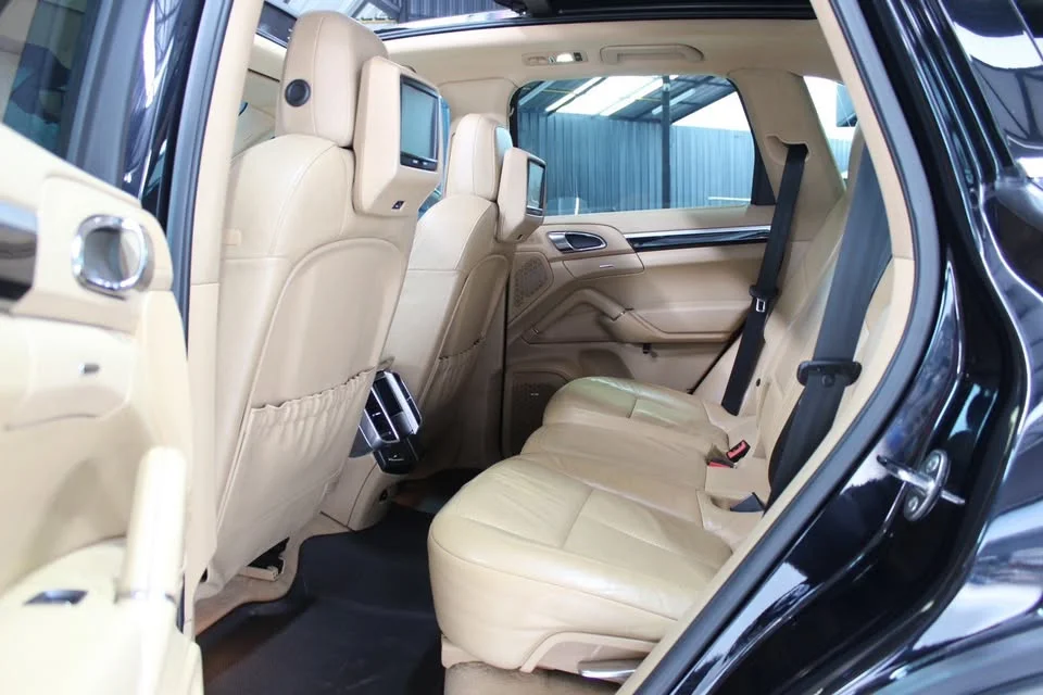 2012 Porsche Cayenne II 2