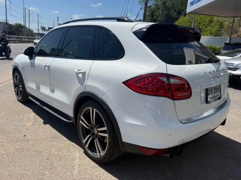 2013 Porsche Cayenne II 3