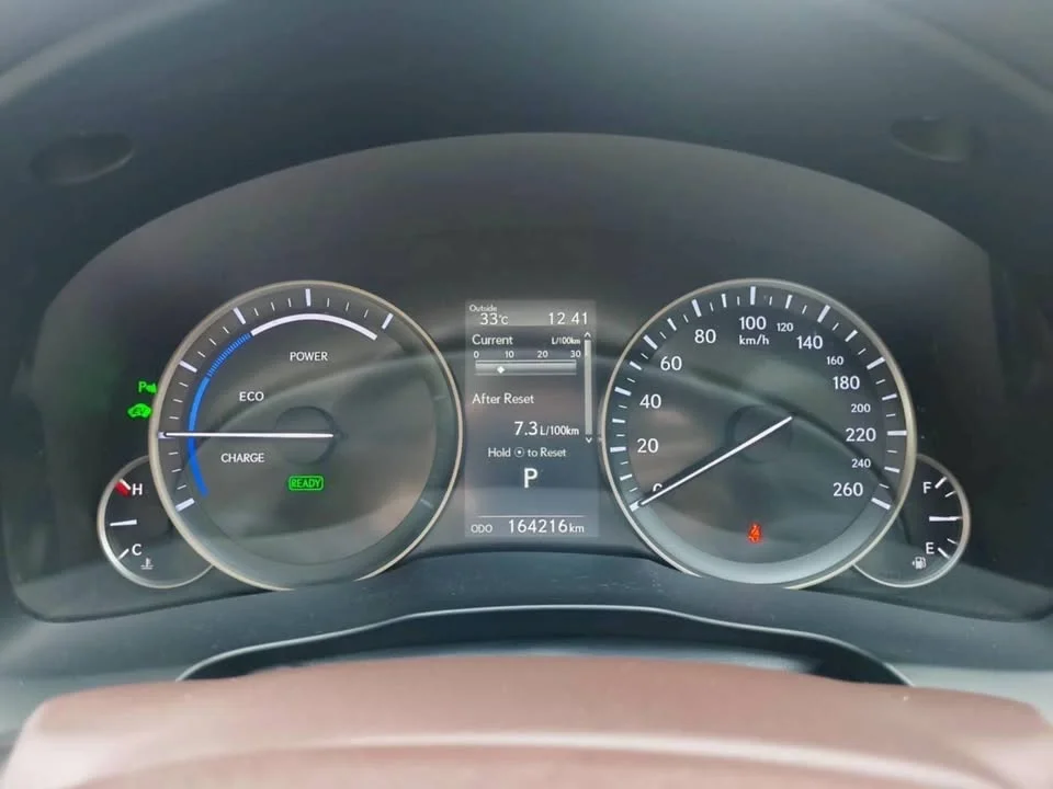2016 Lexus ES VI 2