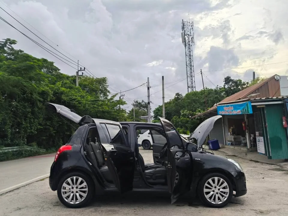 2011 Suzuki Swift I 2