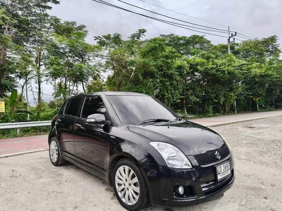 2011 Suzuki Swift I 3