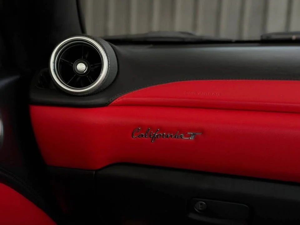 2015 Ferrari California T 3