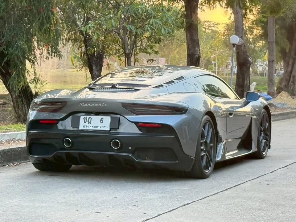 2023 Maserati MC20 2