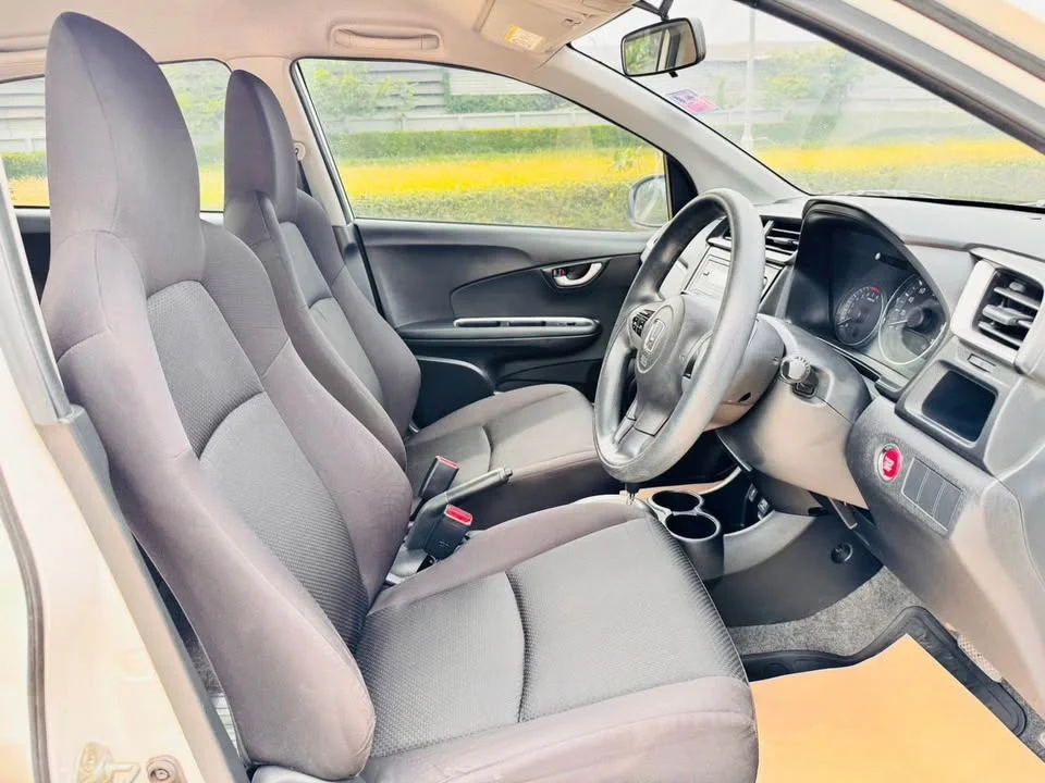 2017 Honda Brio Amaze I 3