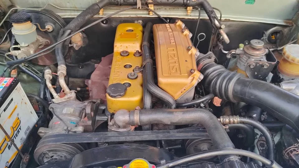 1995 Isuzu TFR III 3