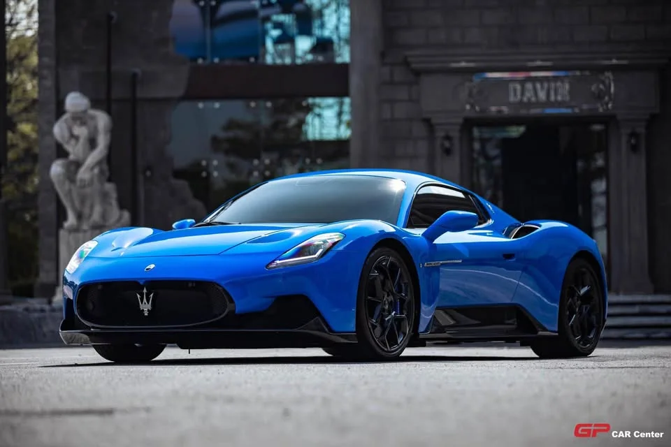 2022 Maserati MC20 2
