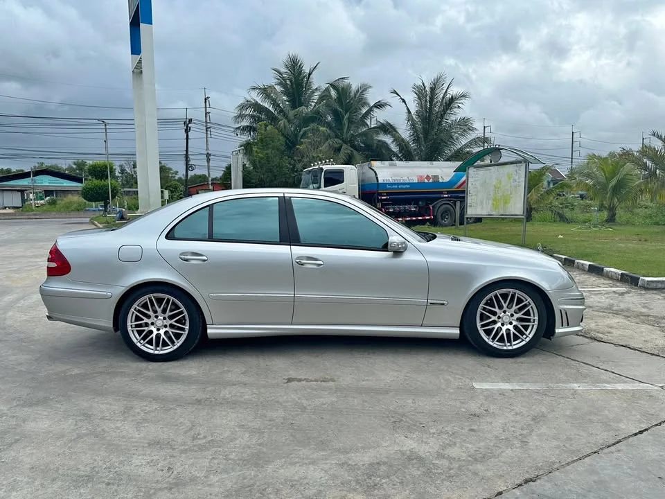 2005 Benz E-Class W211 3