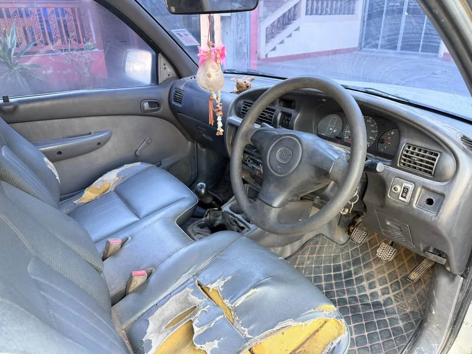 2004 Mazda 2500 Fighter V 3