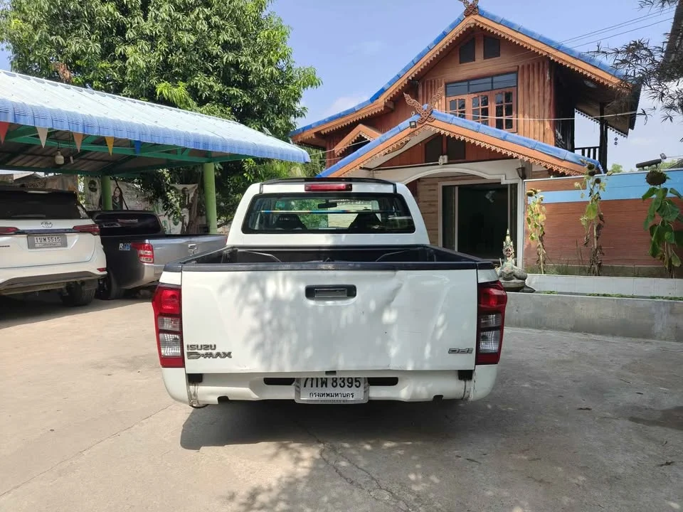 2013 Isuzu D-Max II (RT) 3