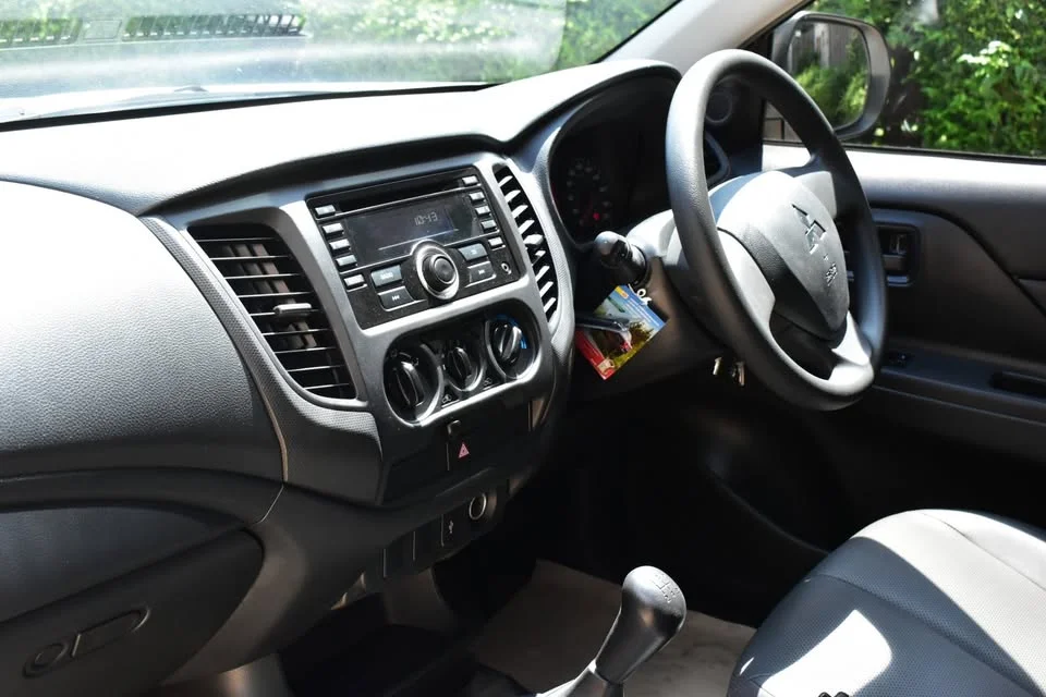 2022 Mitsubishi Triton V 2