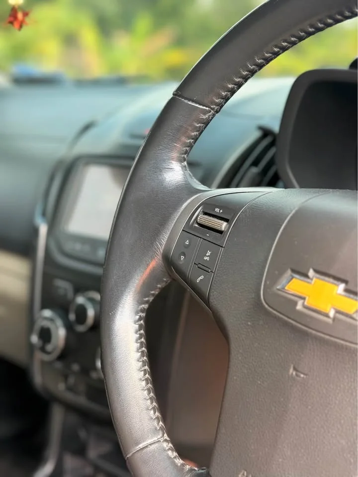 2015 Chevrolet Colorado II 2