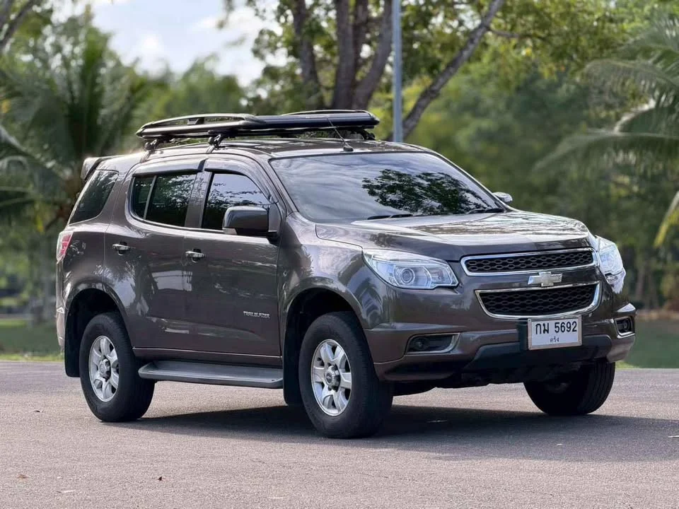 2013 Chevrolet TrailBlazer II 2