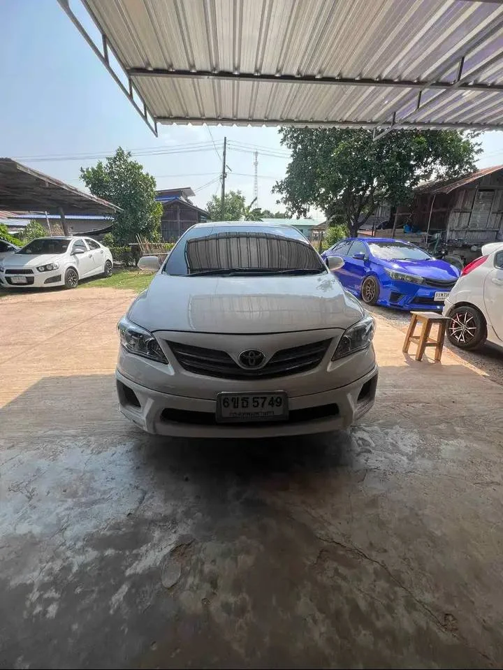 2013 Toyota Corolla Altis X (E140) 2