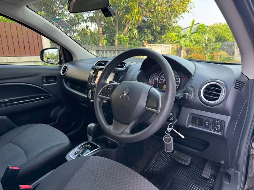 2016 Mitsubishi Mirage VI 2