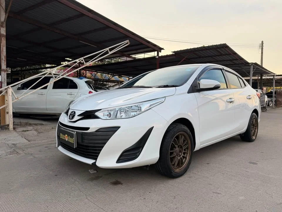2018 Toyota Yaris ATIV III 3