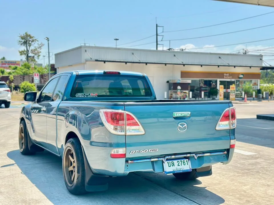2012 Mazda BT-Series II 3