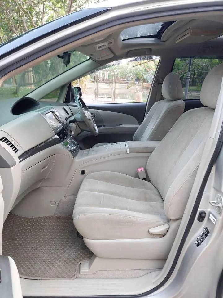 2008 Toyota Estima III 3