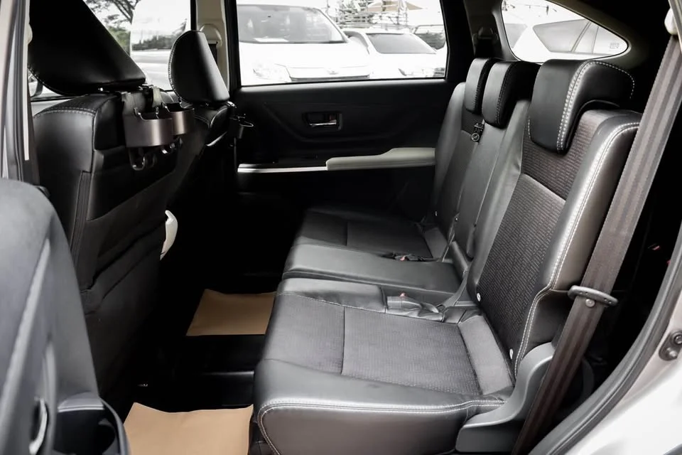 2023 Toyota Veloz III 2