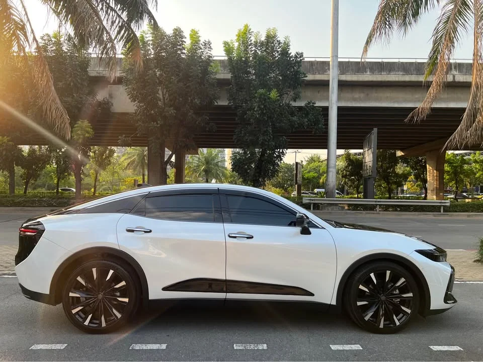 2024 Toyota Crown XVI (S235) 2