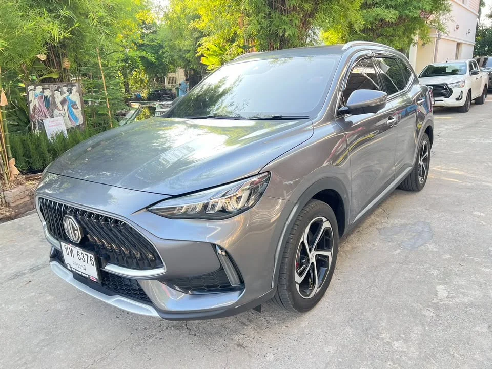 2023 MG HS 2