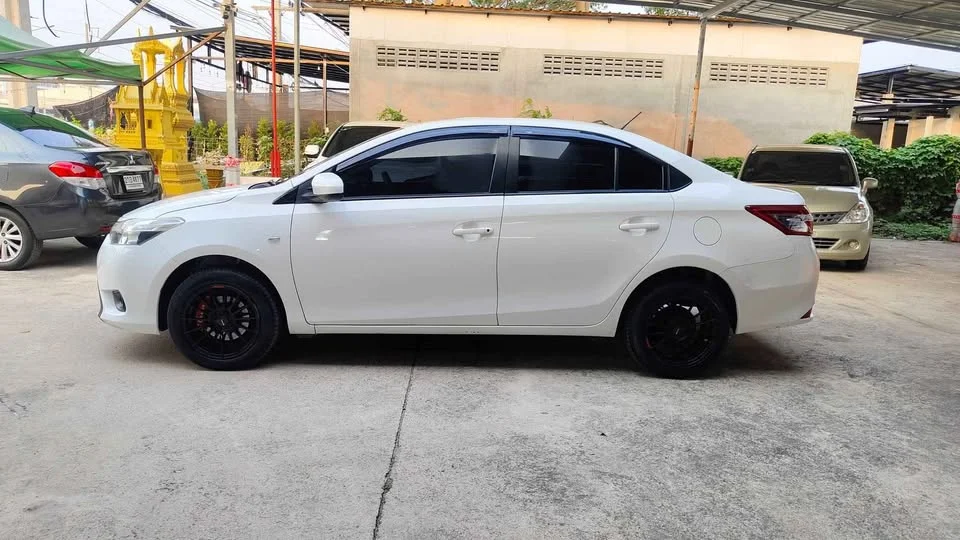 2015 Toyota Vios III 2