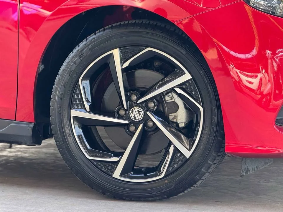 2022 MG 5 II 3