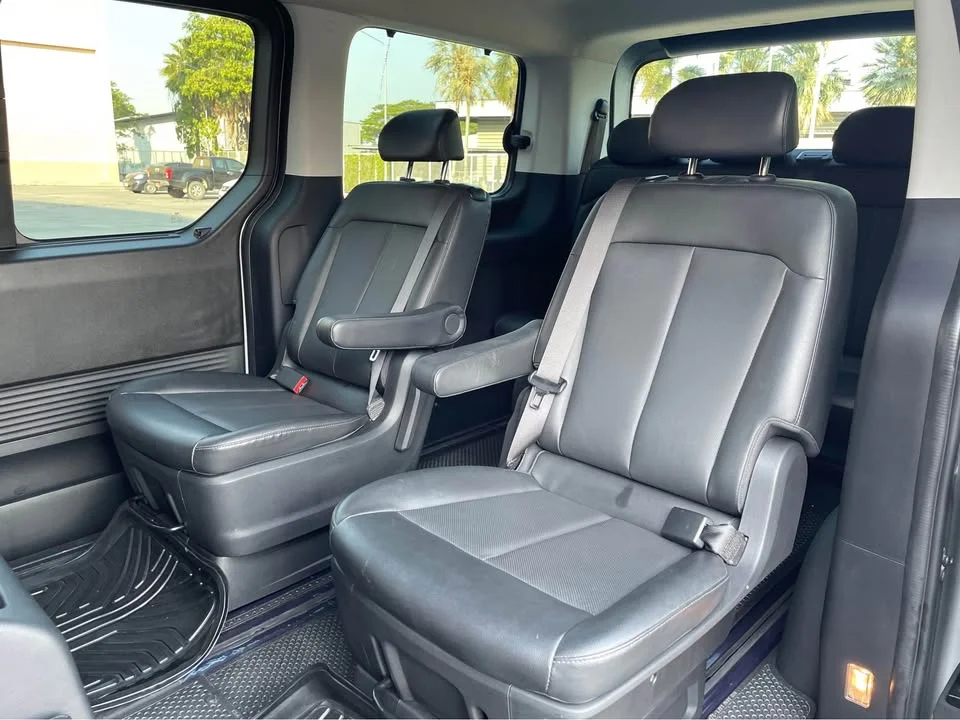 2021 Hyundai Staria US4 3