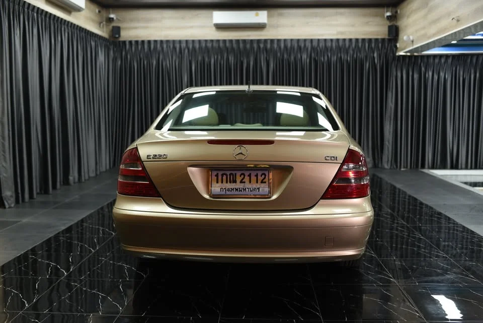 2004 Benz E-Class W211 2