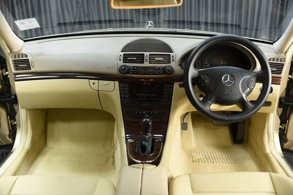 2004 Benz E-Class W211 3