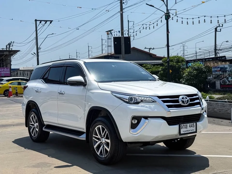 2019 Toyota Fortuner II 2