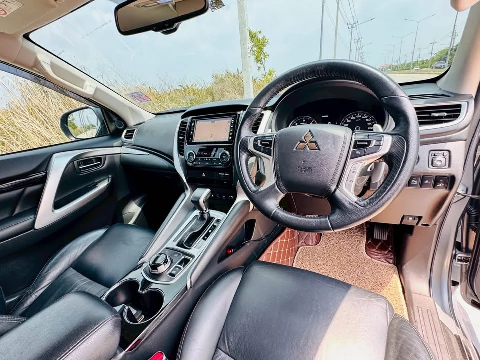 2018 Mitsubishi Pajero Sport III 2