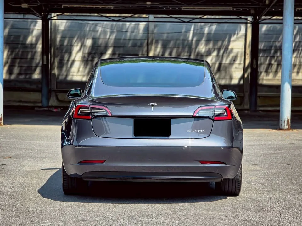 2023 Tesla Model 3 2