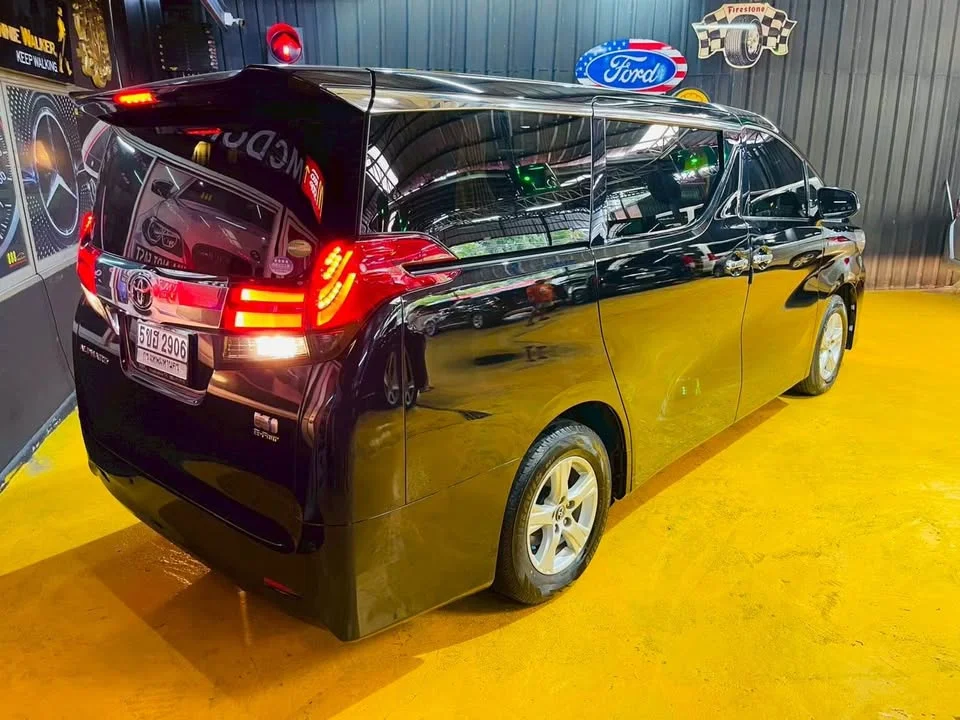 2017 Toyota Alphard, Vellfire III (AH30) 3
