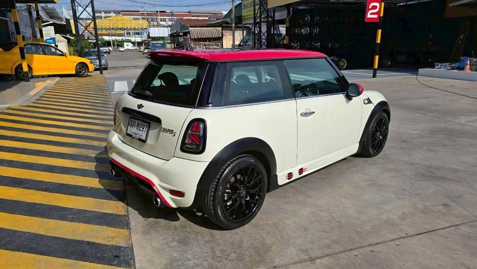 2008 Mini Hatch  III 3
