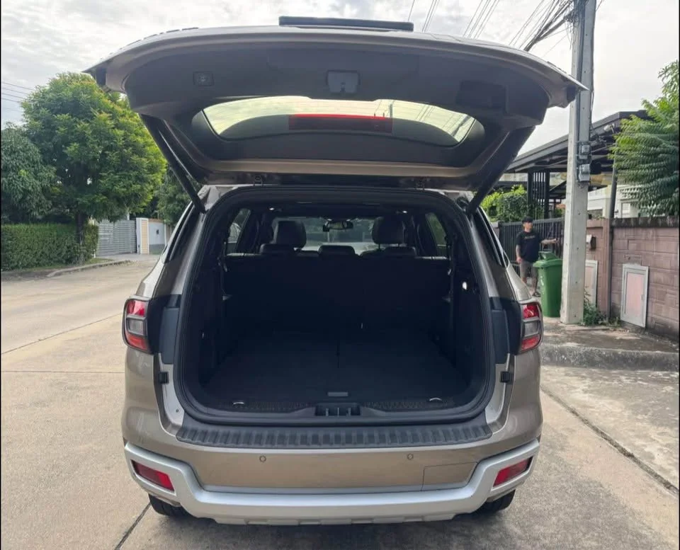 2018 Ford Everest II 2
