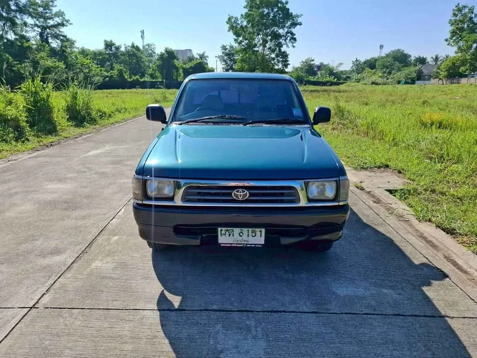 2542 Toyota Hilux Tiger VI 3