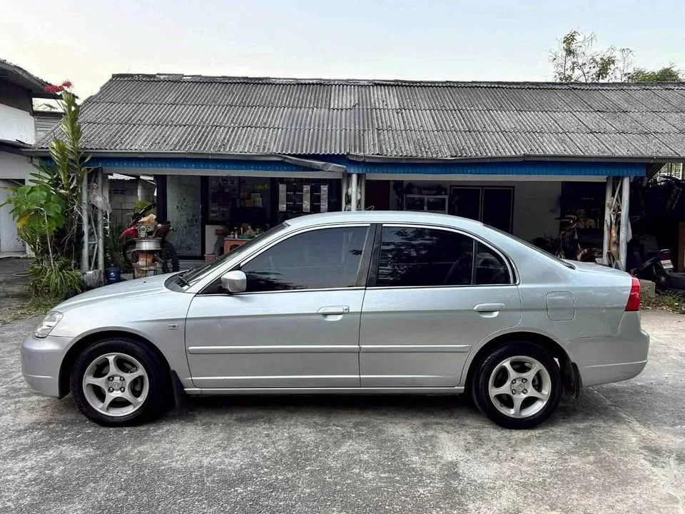2001 Honda Civic VII 3