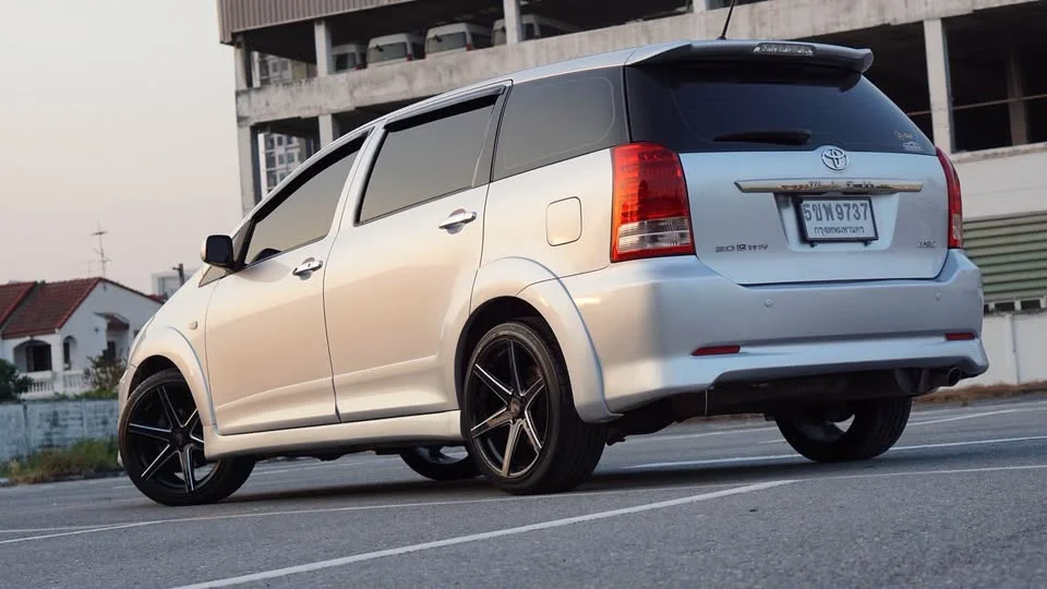 2008 Toyota Wish I 2