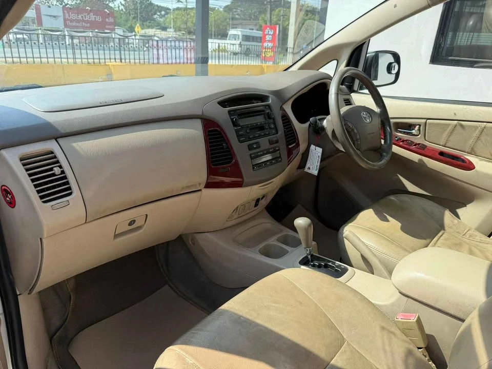 2007 Toyota Innova I 3