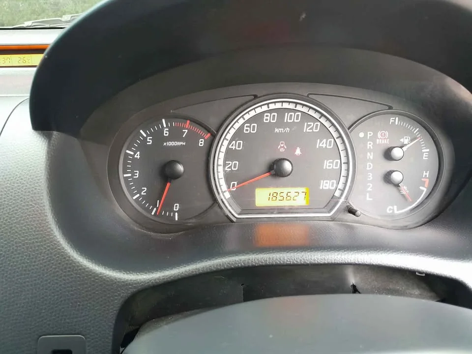 2011 Suzuki Swift I 2
