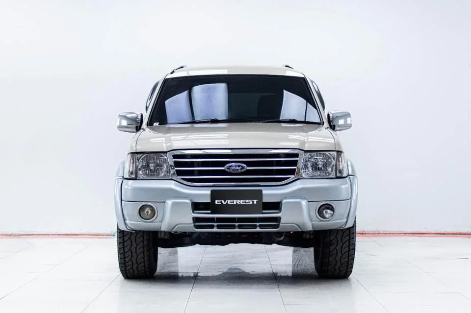2004 Ford Everest I 3