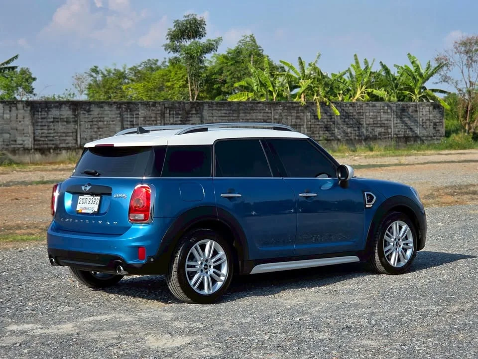 2018 Mini Hatch  III 2