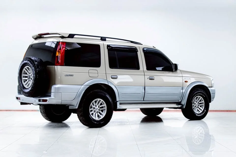 2004 Ford Everest I 2