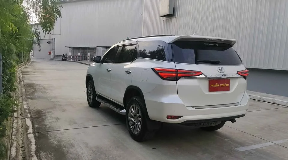 2021 Toyota Fortuner II 3