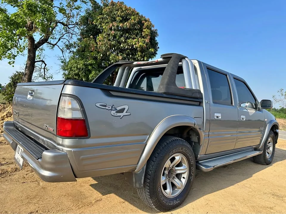 2004 Isuzu Faster Dragon Eyes III 2