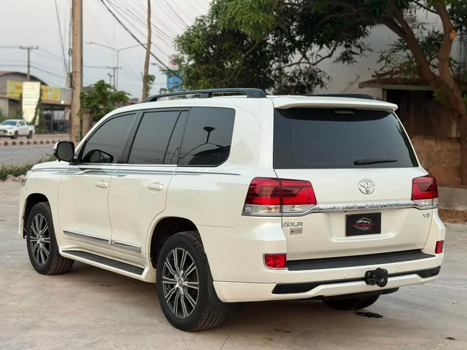 2017 Toyota Land Cruiser J200 2