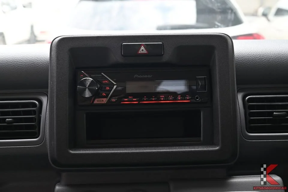 2020 Suzuki Carry II 2