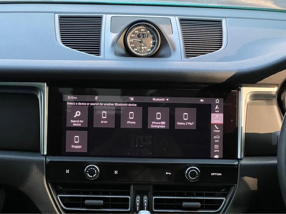 2023 Porsche Macan I 3